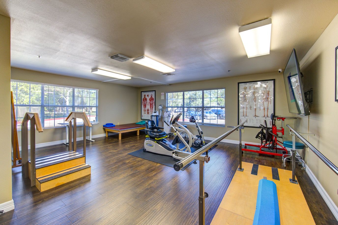 Interior view of a fitness room with exercise equipment