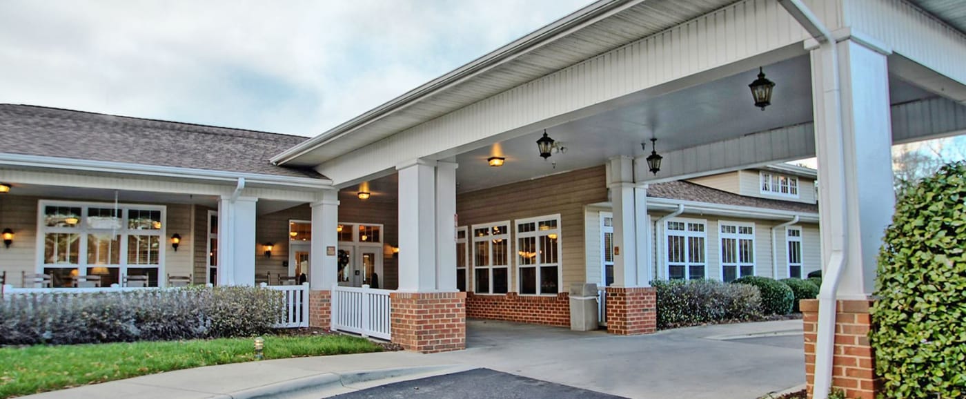 Video tour: Brookdale Monroe Square