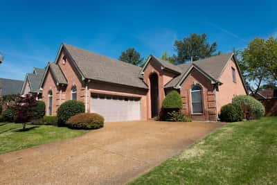 Kirby Pines - Senior Living Facility