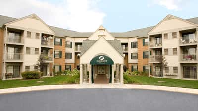Oakmont Manor - Senior Living Facility