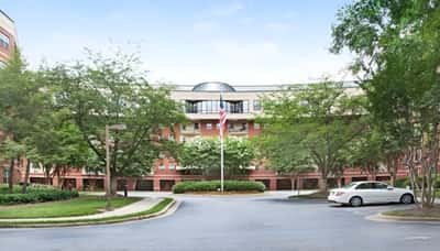 Sunrise at Huntcliff Summit I - Senior Living Facility