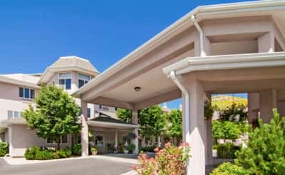 Holiday Hills Estates | Sky Active Living - Senior Living Facility