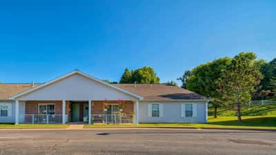 Leisure Living Lakeside - Senior Living Facility