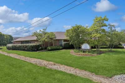Lexington Country Place - Senior Living Facility