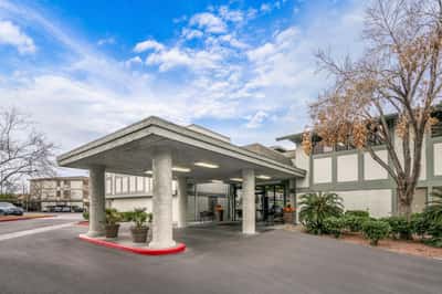 Holiday Montara Meadows - Senior Living Facility