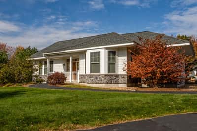 The Huntington at Nashua - Senior Living Facility