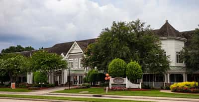 Sunrise at Siegen - Senior Living Facility