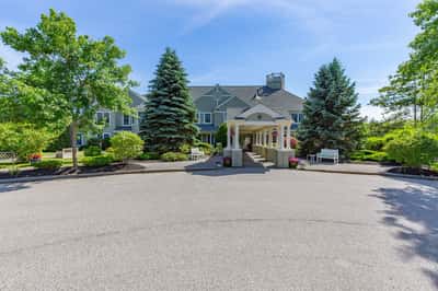 The Landing At Cape Elizabeth - Senior Living Facility