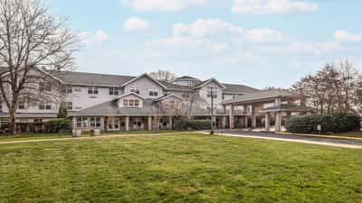 Holiday Quail Run Estates - Senior Living Facility