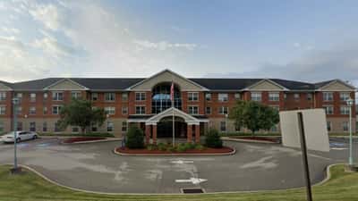 Paramount Senior Living at South Hills - Senior Living Facility