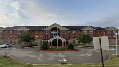 Paramount Senior Living at South Hills - Senior Living Facility