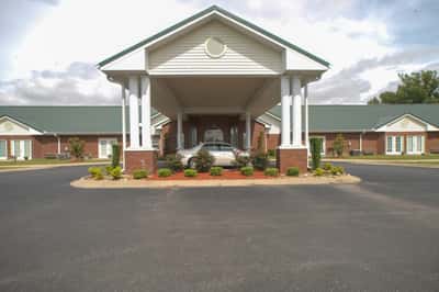 The Bungalows at Jonesboro - Senior Living Facility