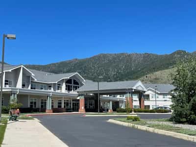 Big Sky on Waterford - Senior Living Facility
