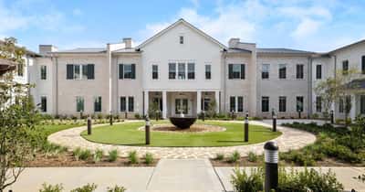 Claiborne at Gulfport Highlands - Senior Living Facility