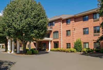 Holiday Forsyth Court - Senior Living Facility