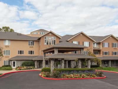 Holiday Hartland Hills - Senior Living Facility