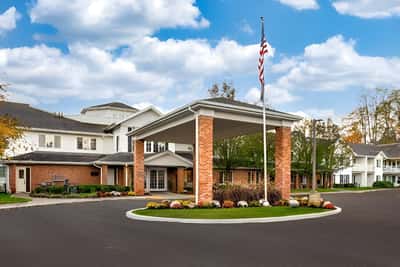 Holiday Maple Downs - Senior Living Facility