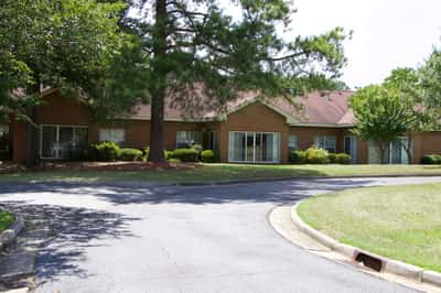 Magnolia Manor of Macon - Senior Living Facility