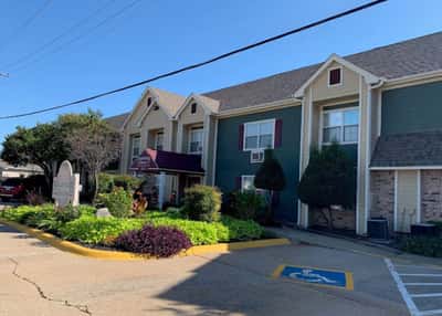 Savannah House Senior Housing - Senior Living Facility