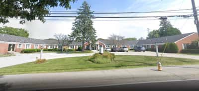 Pinnacle Health & Rehab at South Portland - Senior Living Facility