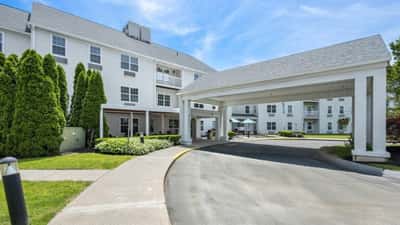 Holiday Lodge at Cold Spring - Senior Living Facility