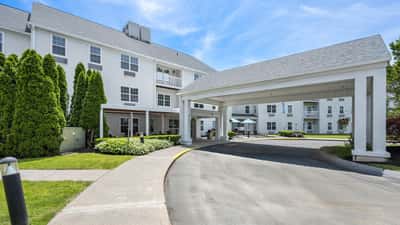 Holiday Lodge at Cold Spring - Senior Living Facility