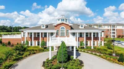 Meadow Lake Senior Living – Tyler - Senior Living Facility
