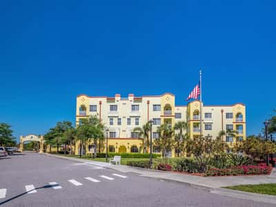 Discovery Village at Melbourne - Senior Living Facility