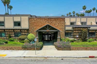 Astoria Park Senior Living - Senior Living Facility