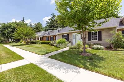 Bayleigh Chase - Senior Living Facility