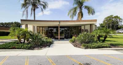 Grand Villa of Lakeland - Senior Living Facility