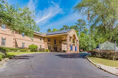 Woodmont Senior Living - Senior Living Facility