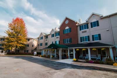 Paramount Senior Living at Newark - Senior Living Facility