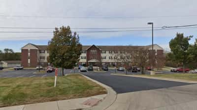 Parkway Pointe Senior Residence - Senior Living Facility