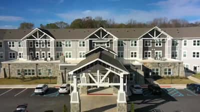 Monark Grove Madison - Senior Living Facility