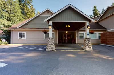 Peters Creek Retirement & Assisted Living - Senior Living Facility