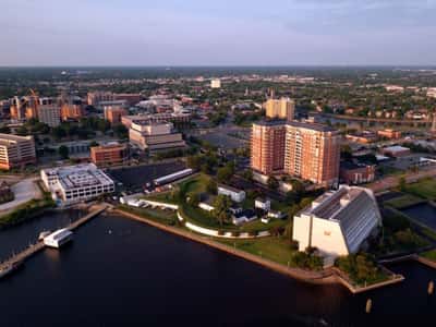 Harbor‘s Edge - Senior Living Facility