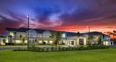 Heritage Oaks of Englewood - Senior Living Facility
