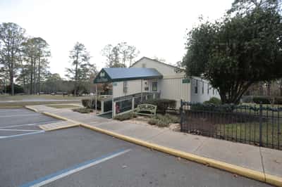 Cecil Pines Adult Living Community - Senior Living Facility