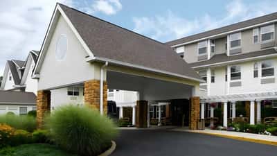Atria Tinton Falls - Senior Living Facility