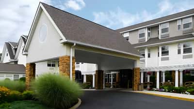 Atria Tinton Falls - Senior Living Facility