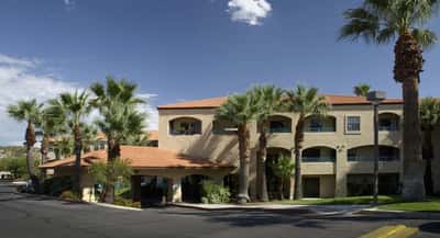Atria Campana del Rio - Senior Living Facility