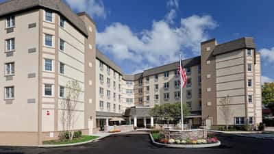 Atria Glen Cove - Senior Living Facility