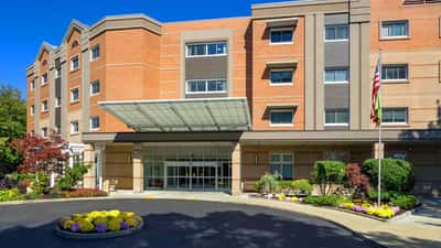 Atria Park of Lynbrook - Senior Living Facility