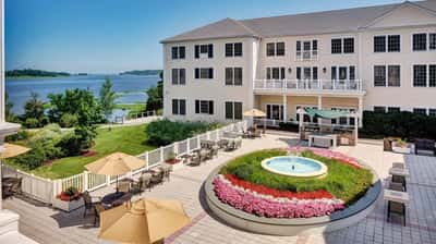 Atria on Roslyn Harbor - Senior Living Facility