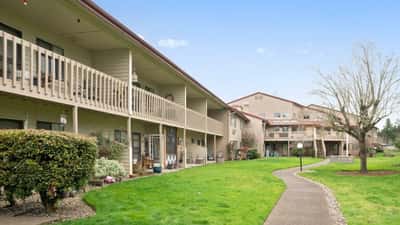 Holiday Regent - Senior Living Facility