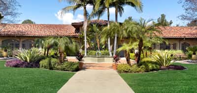 La Vida Real - Senior Living Facility