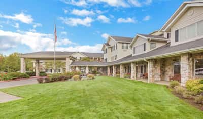 Solista Newberg by Cogir - Senior Living Facility