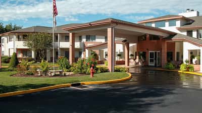 Holiday Briarcrest Estates - Senior Living Facility