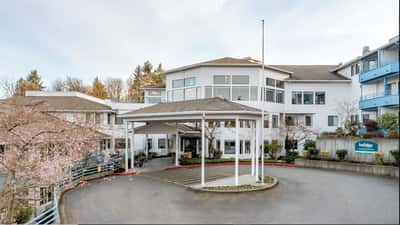 Solista Everett by Cogir - Senior Living Facility